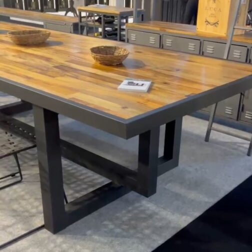 MESA NUDO 2,40M LAUREL MACIZA PATA DE HIERRO