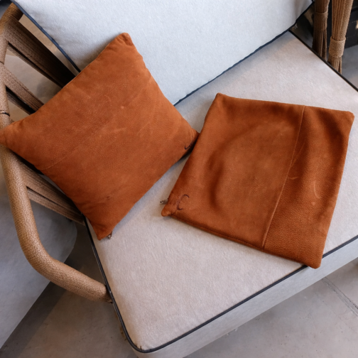 FUNDA DE ALMOHADON CUERO